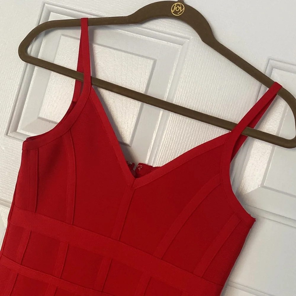 RED BANDAGE BODYCON DRESS - Picture 3 of 6
